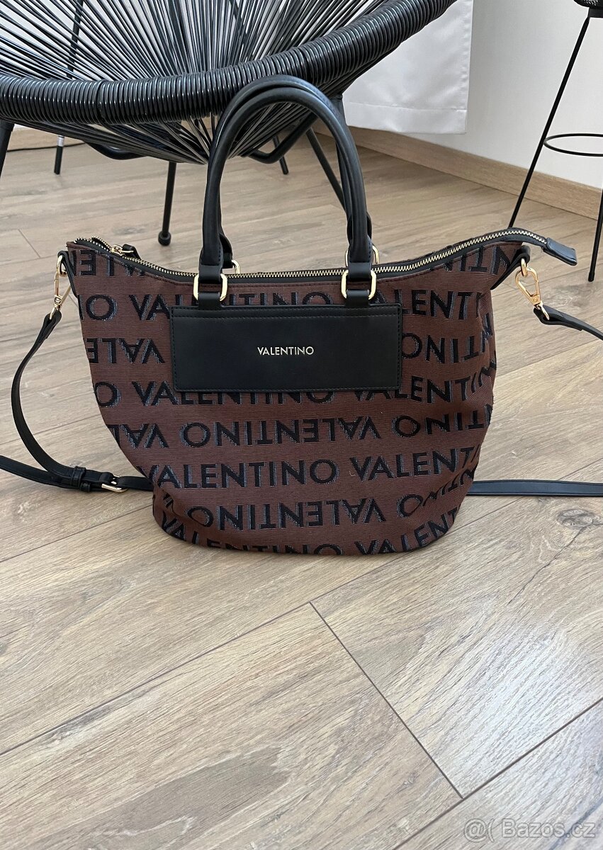 Krásná kabelka Valentino