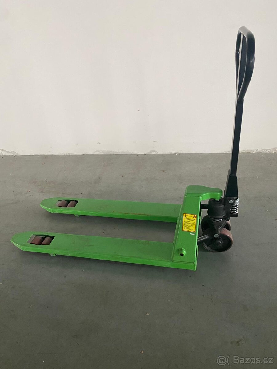 Paletový vozík 2500kg