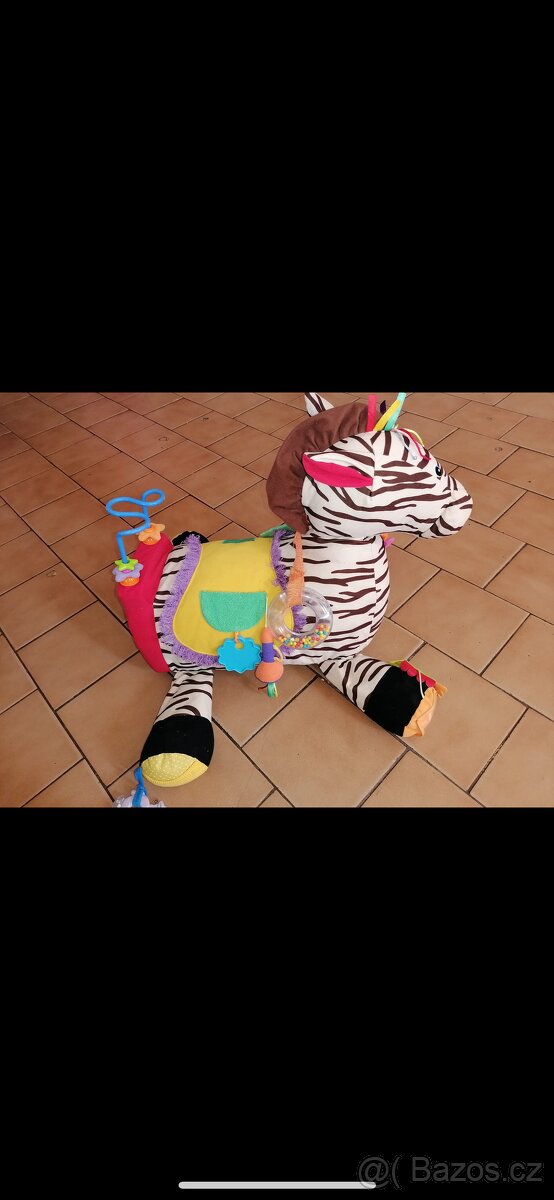 Plyšová hrací zebra