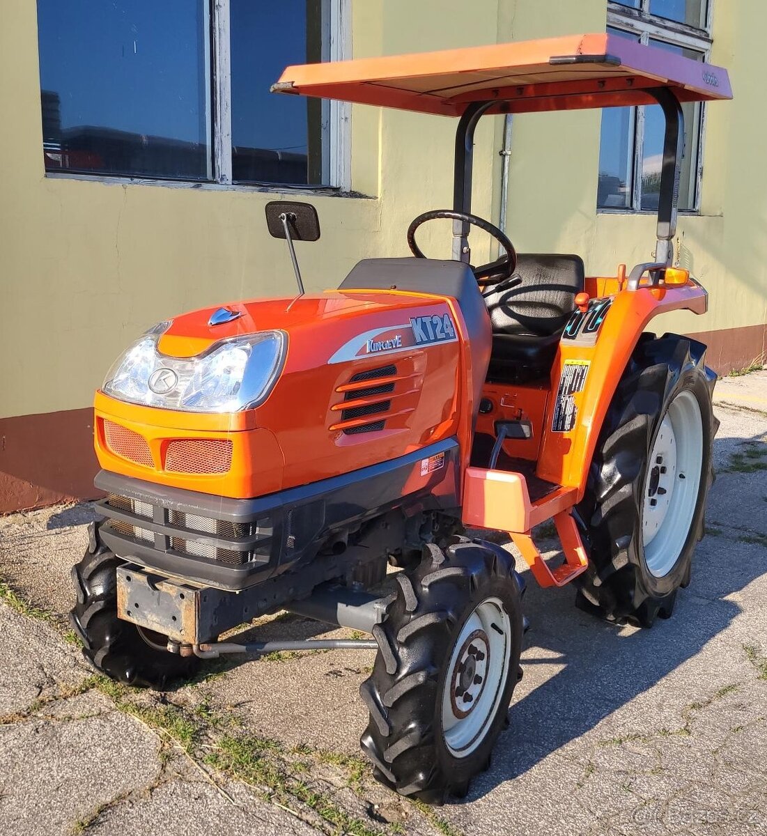 KUBOTA KT24