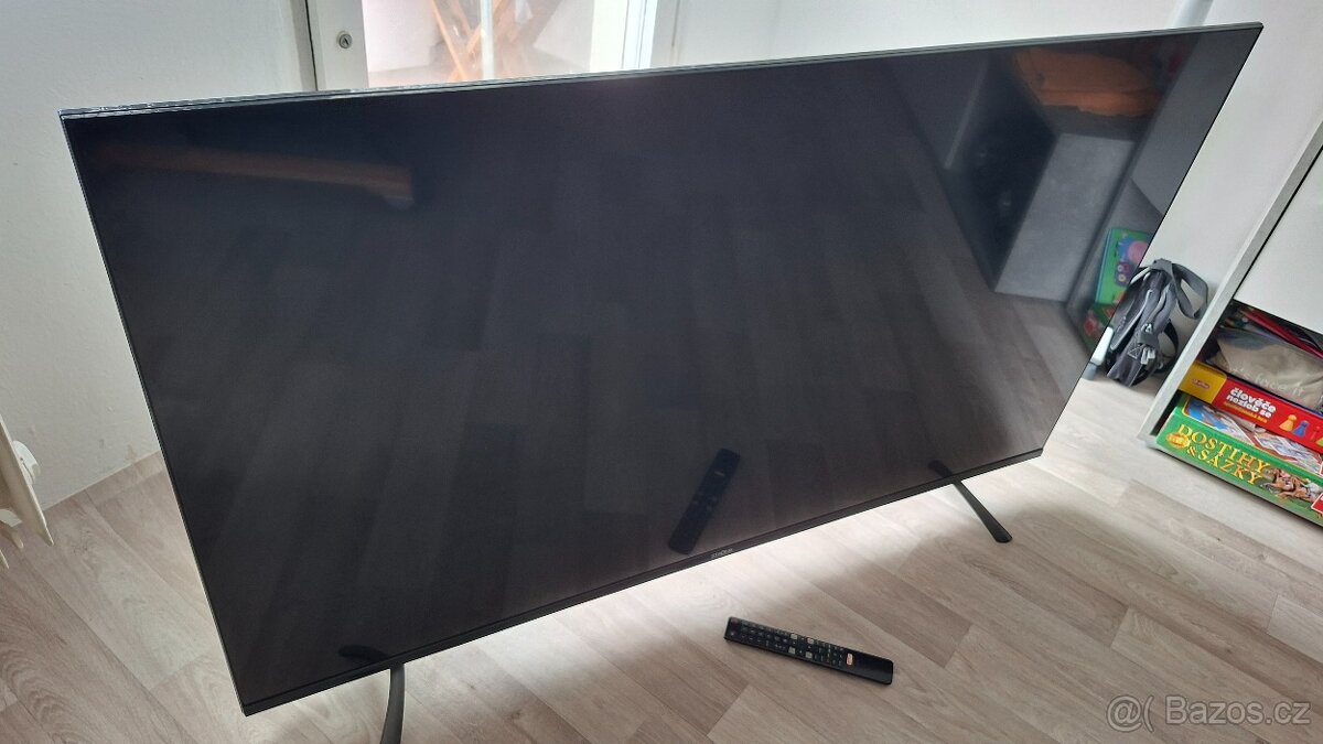 Smart Televize 4K Ultra HD Strong 139 cm