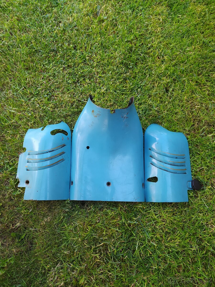 Prsíčka Jawa 50/555