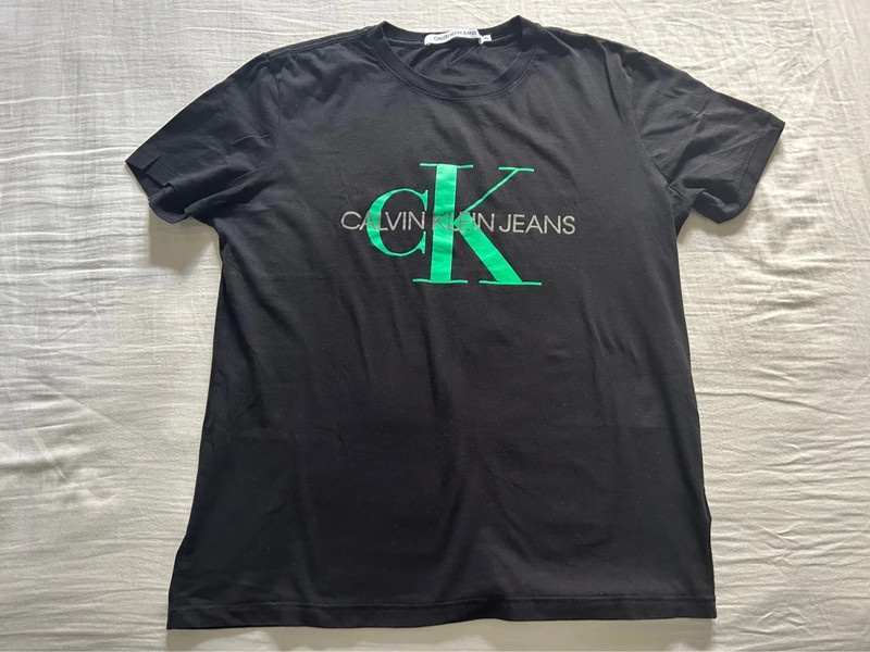 Calvin Klein tričko