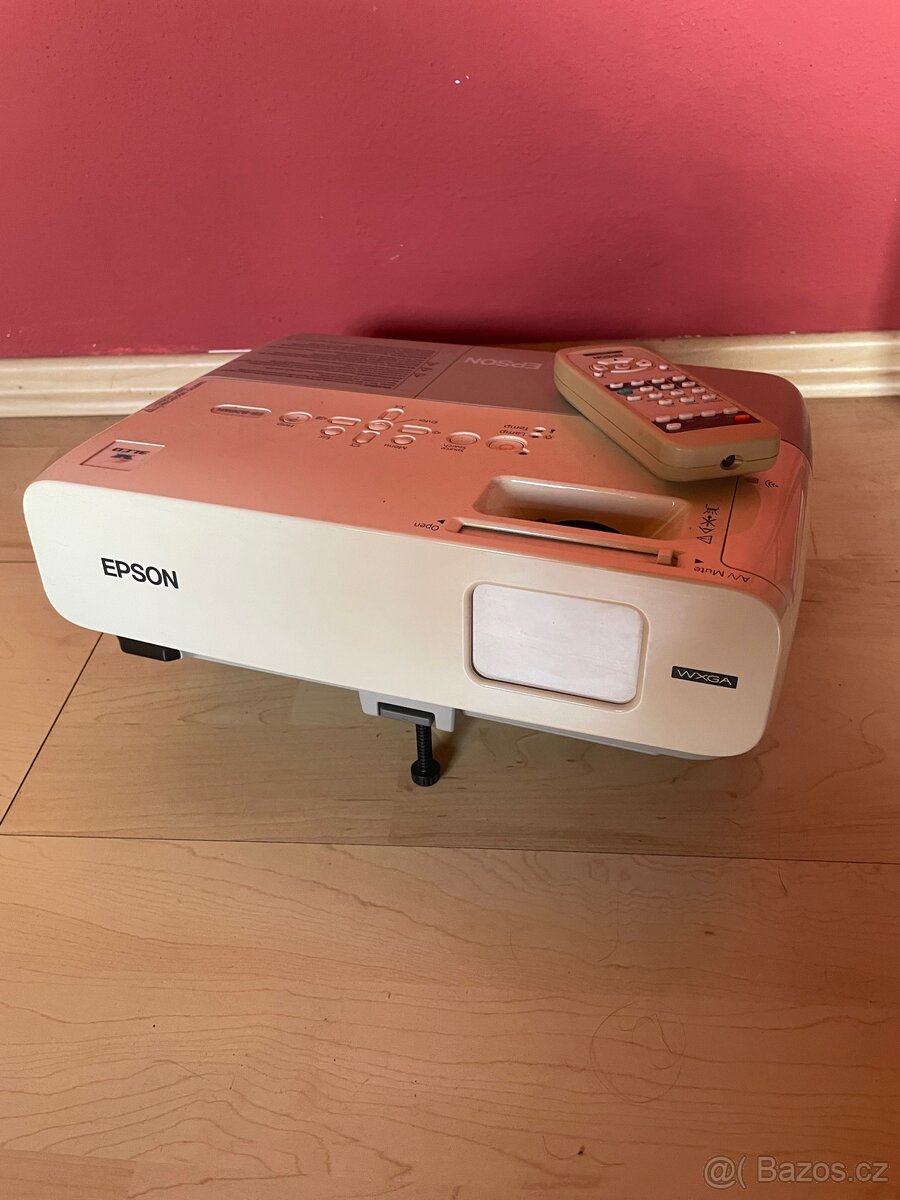 Projektor EPSON EB-826WH WXGA