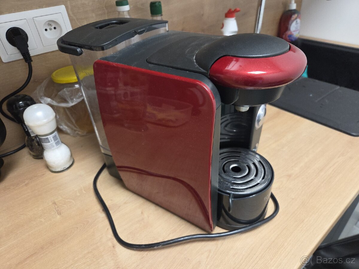Kavovar BOSCH Tassimo červený