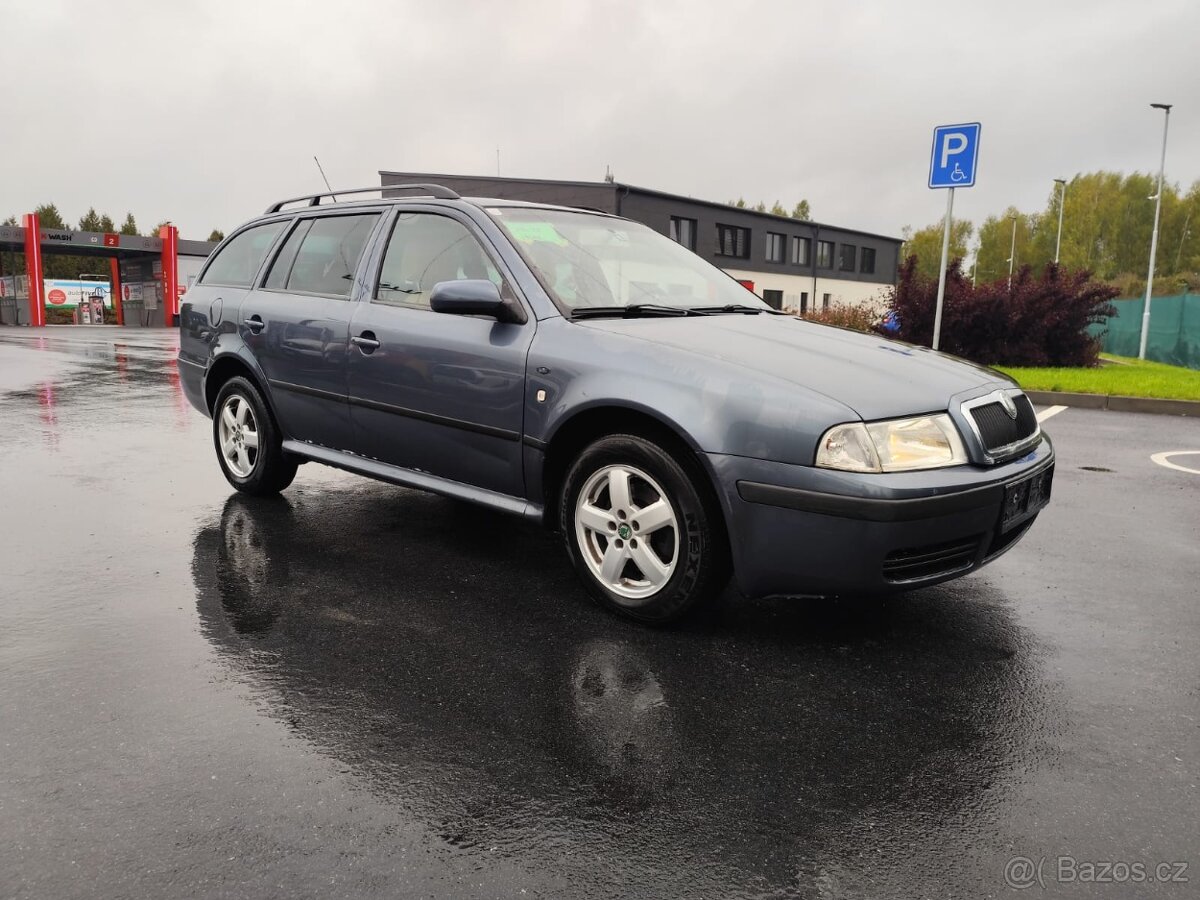 Skoda Octavia 1