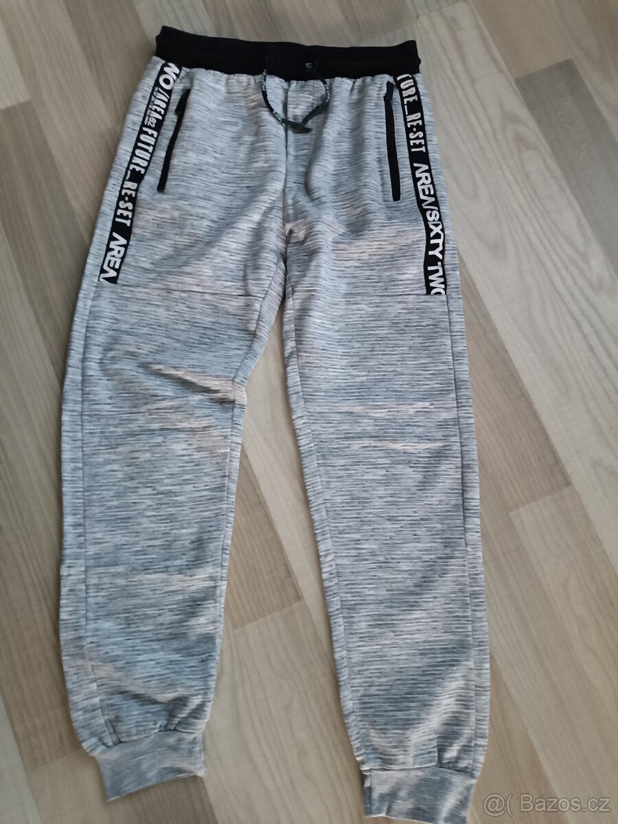 Pánské tepláky vel.M