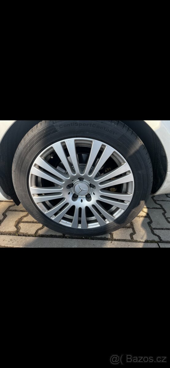 Orig.kola Mercedes r17