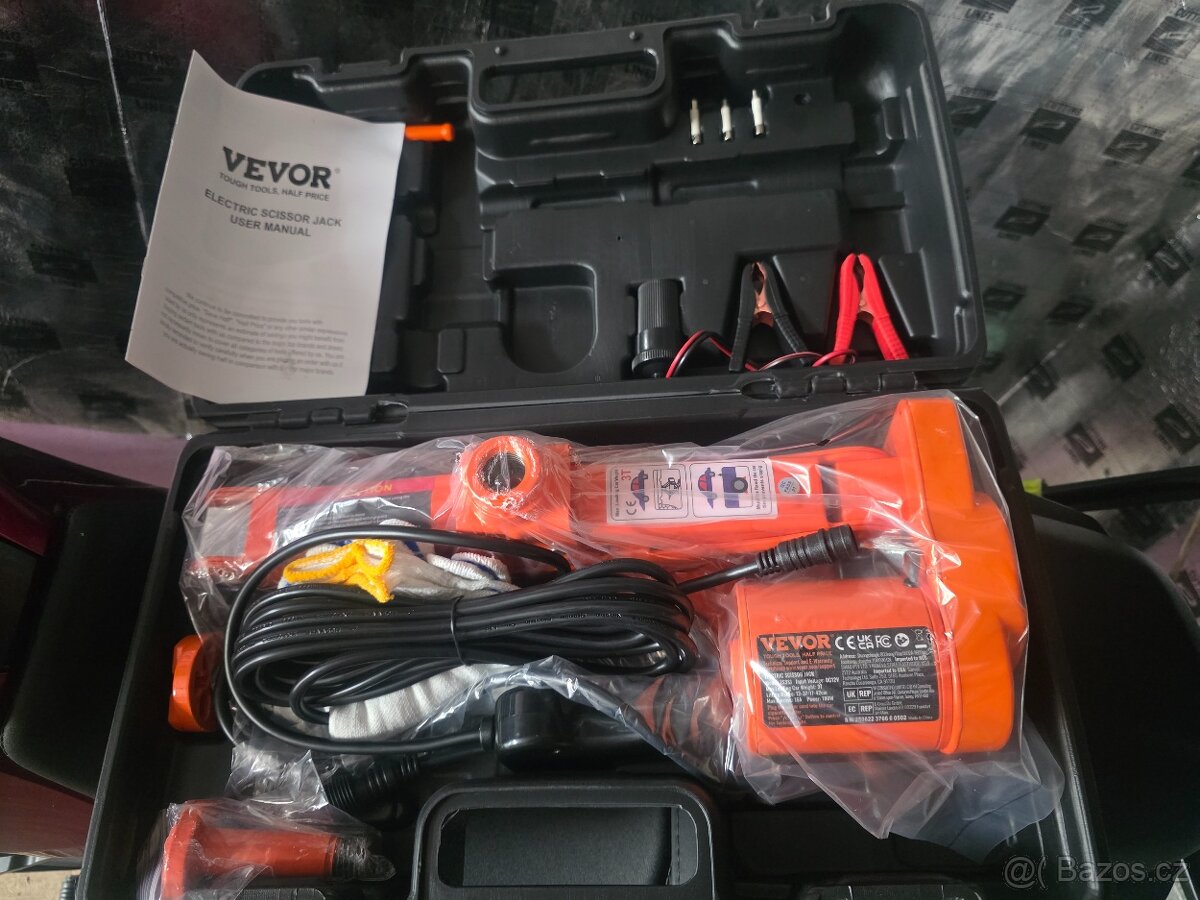 Elektrický zvedák VEVOR, 3tunový nůžkový hever