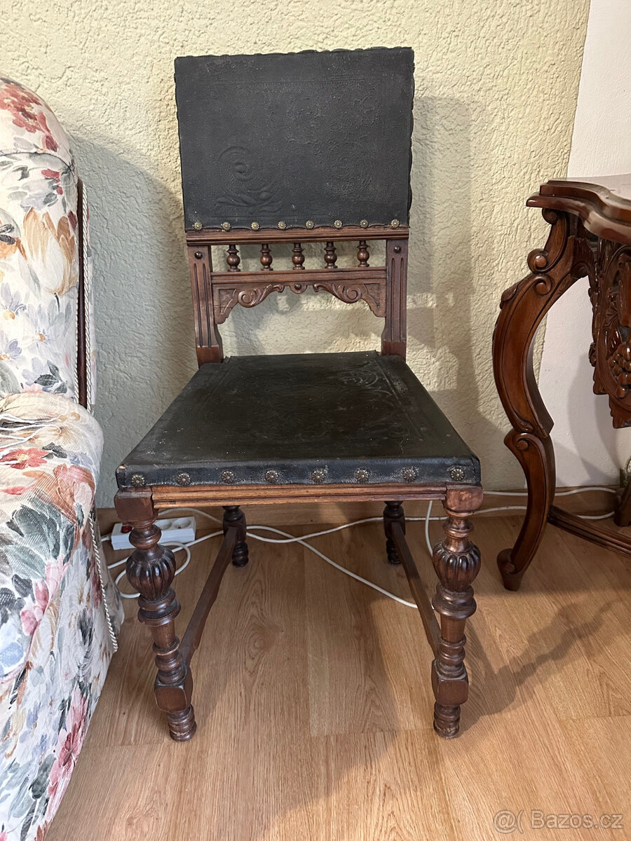 Starožitná židle