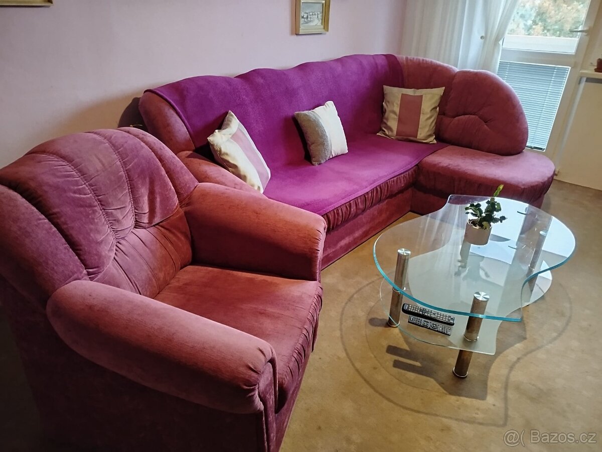 Gauč a křeslo za odvoz