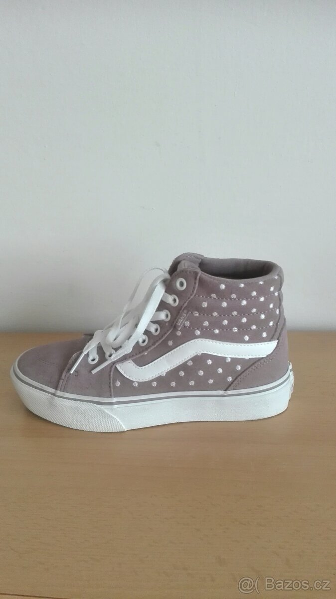 Dámské tenisky Vans 37