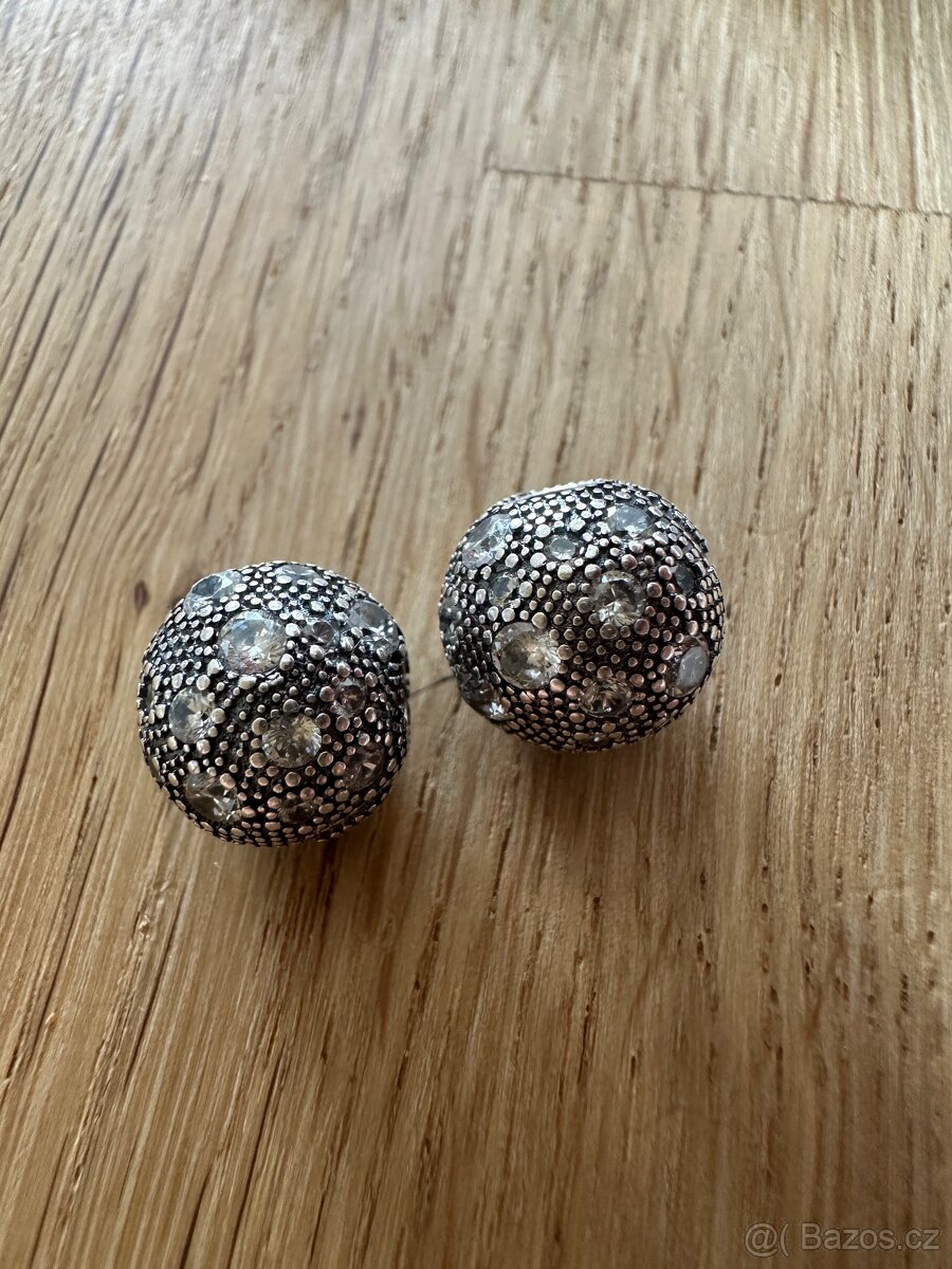 Stříbrný klip na Pandora náramek