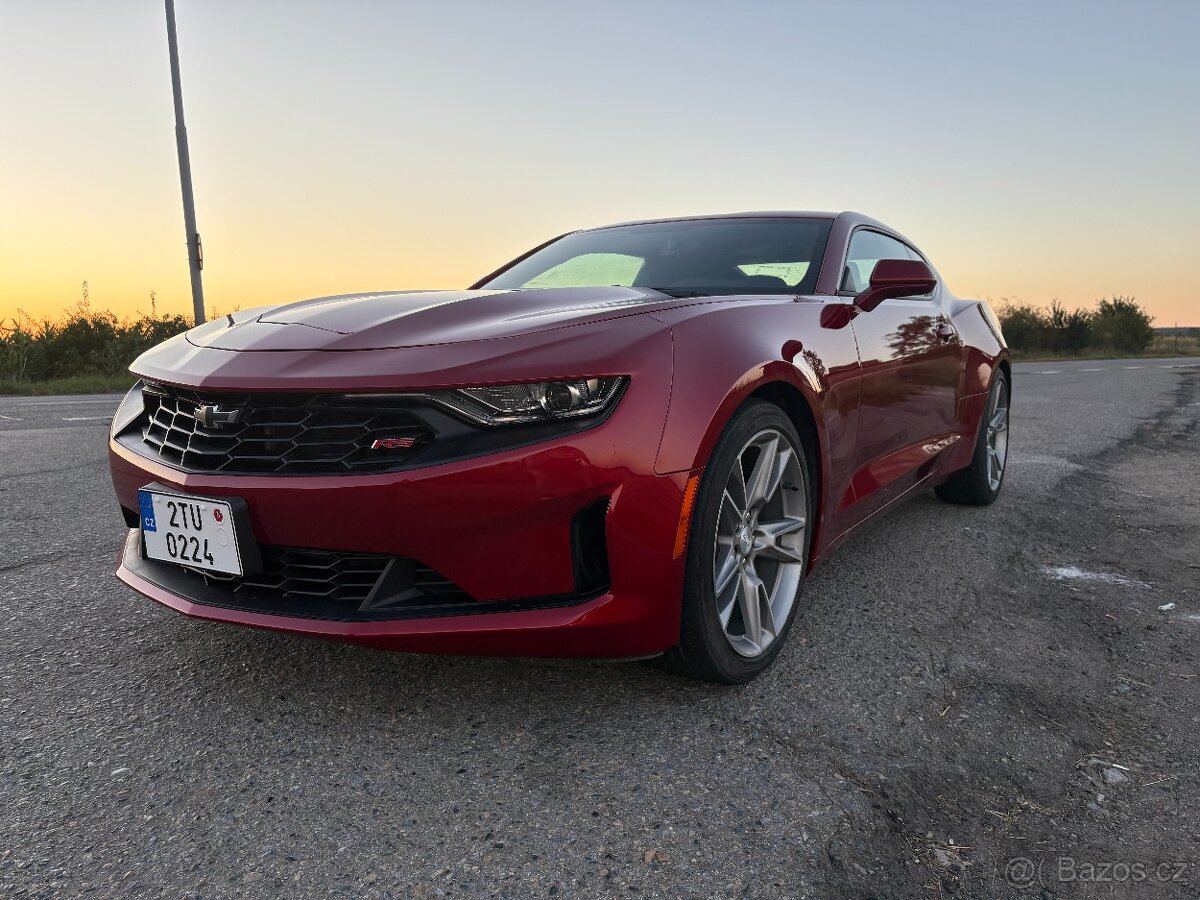 Chevrolet Camaro RS 2021