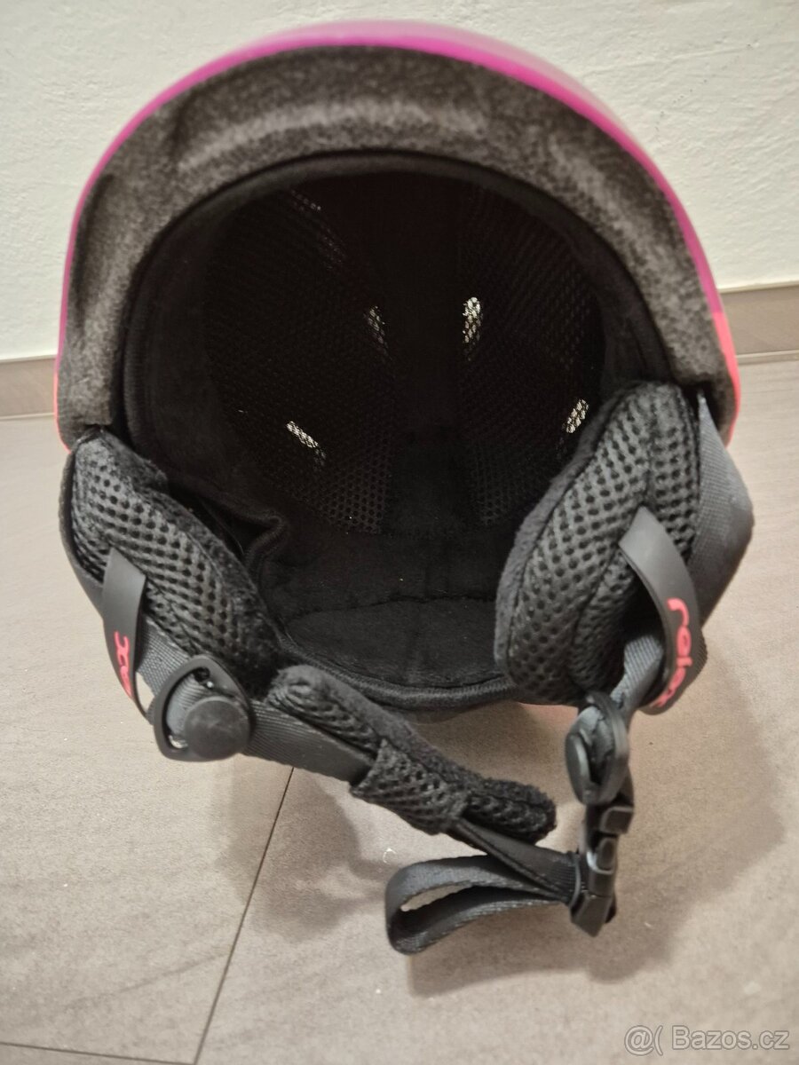 Lyžařská helma relax S