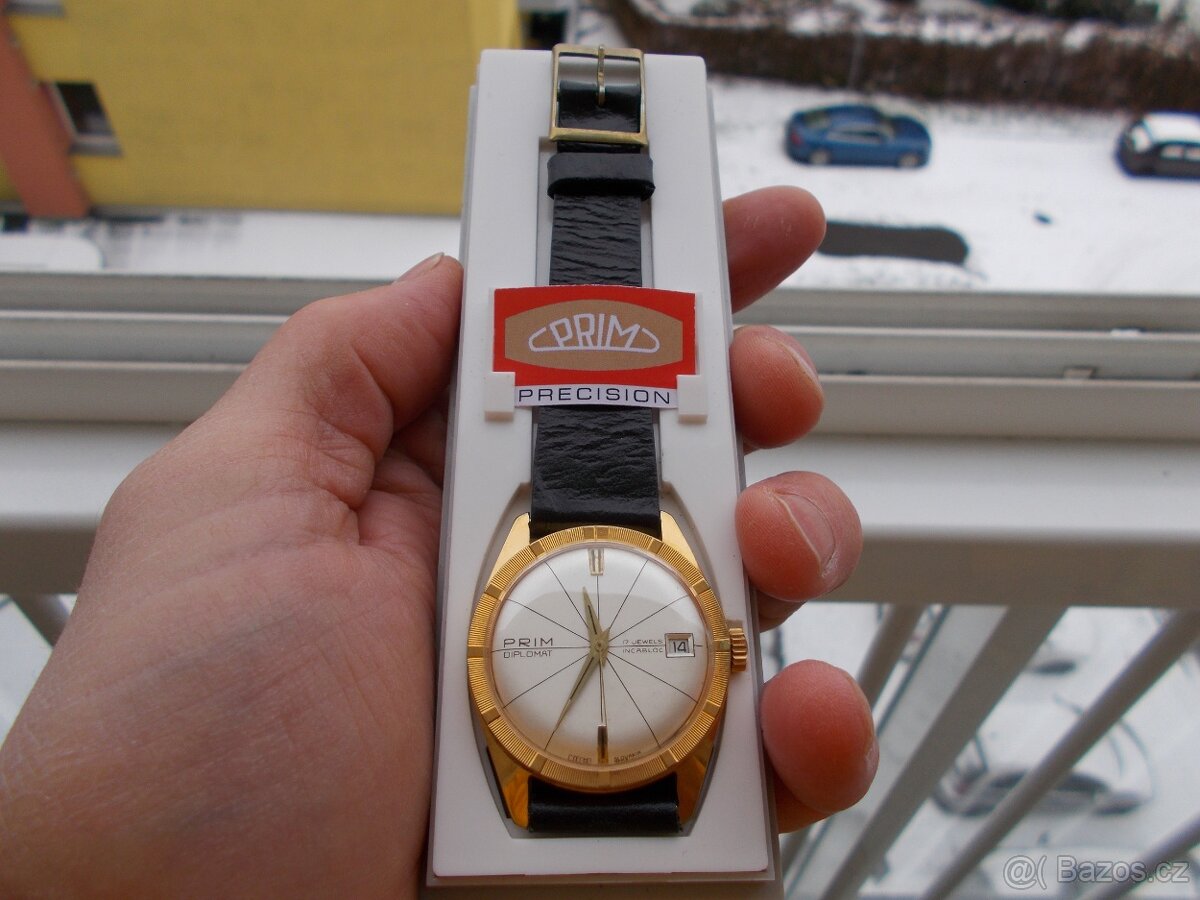 luxusni vyhledavane hodinky prim Diplomat rok 1967 funkcni