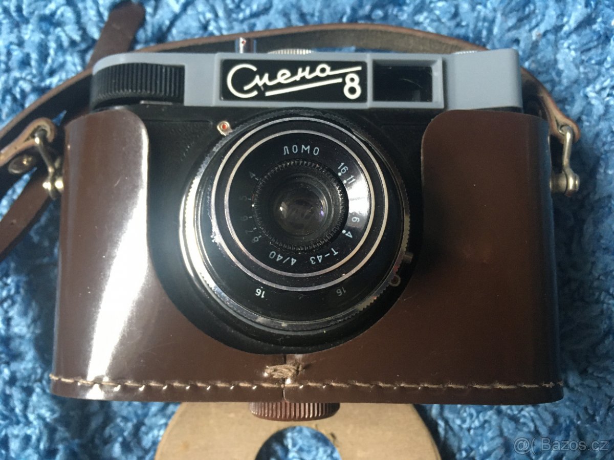 Prodej fotoaparátu s pouzdrem zn. Smena 8 (OMO)