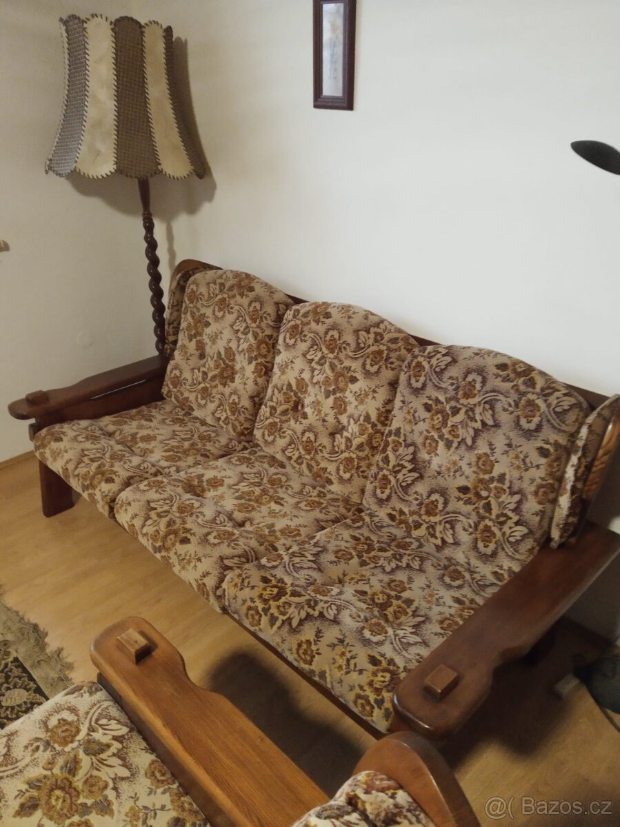 Vhodné na chatu-drevo