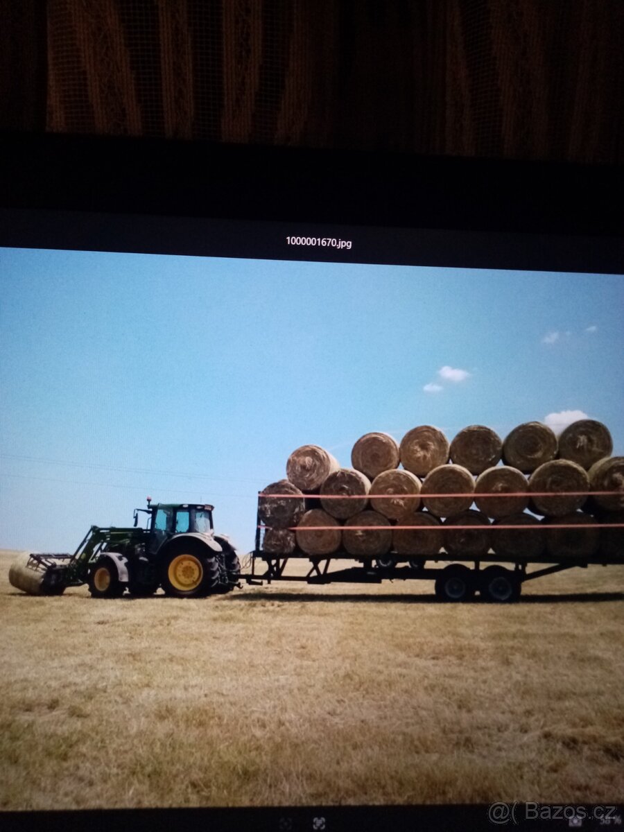 Seno kulaté balíky