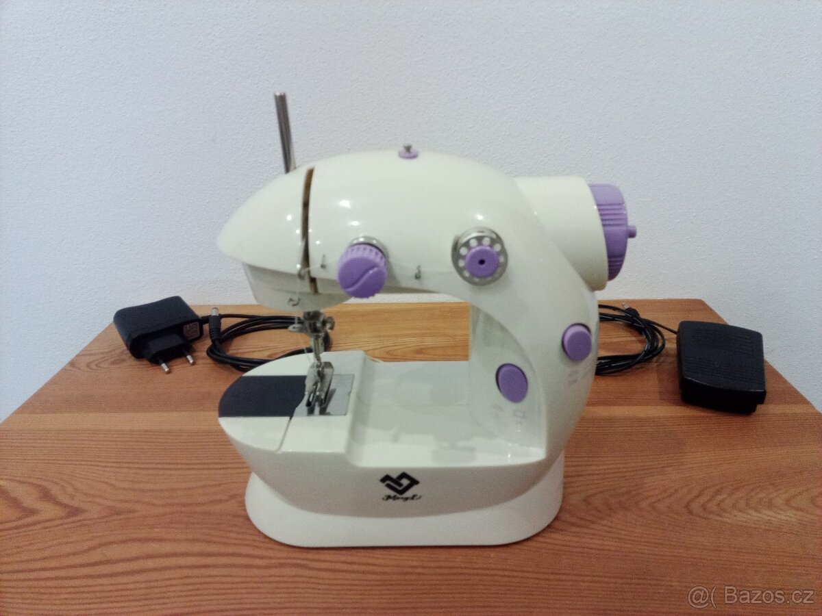 Elektrický / bateriový mini šicí stroj Mingli s pedálem