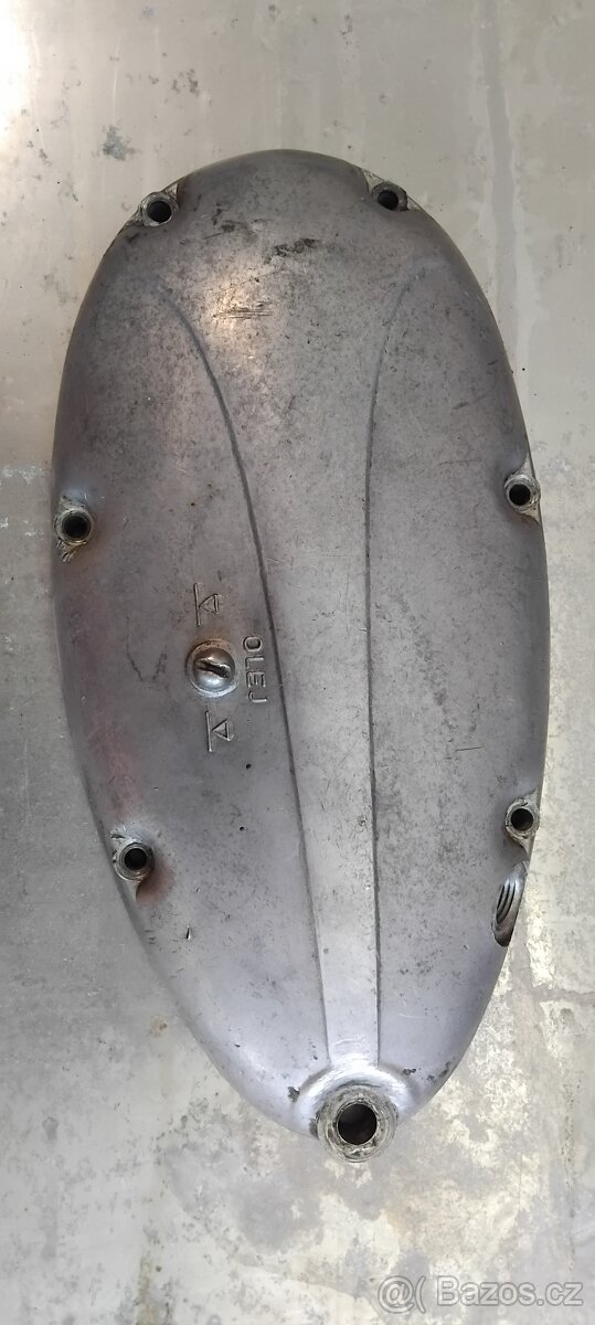 víko motoru JAWA 555