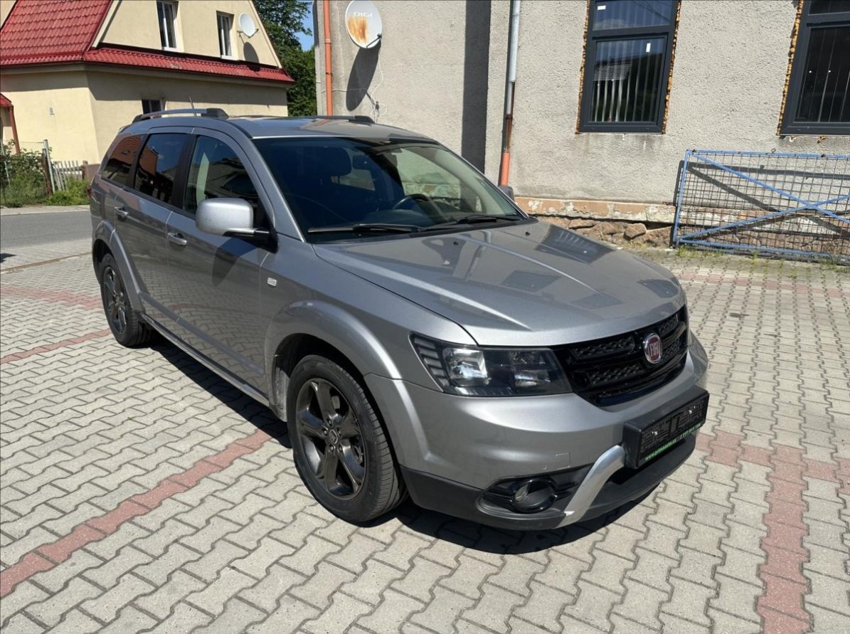 Fiat Freemont 2.0 125kW 2016 171195km 4x4 AUTOMAT ihned