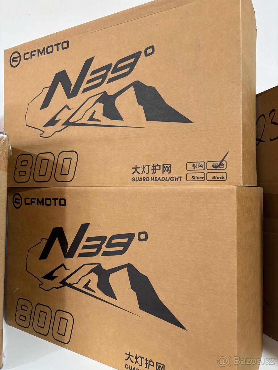 CFMOTO 800MT mřížka světlometu