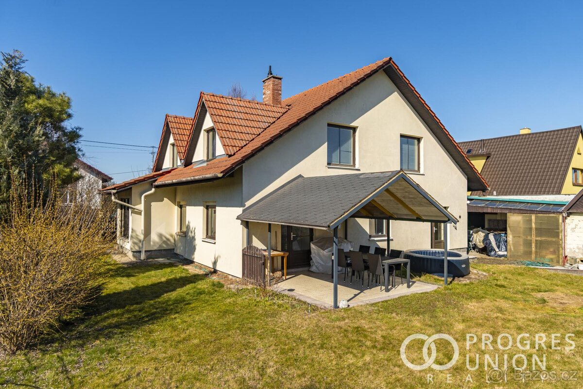 Nabízíme k prodeji luxusní dům ve Studénce