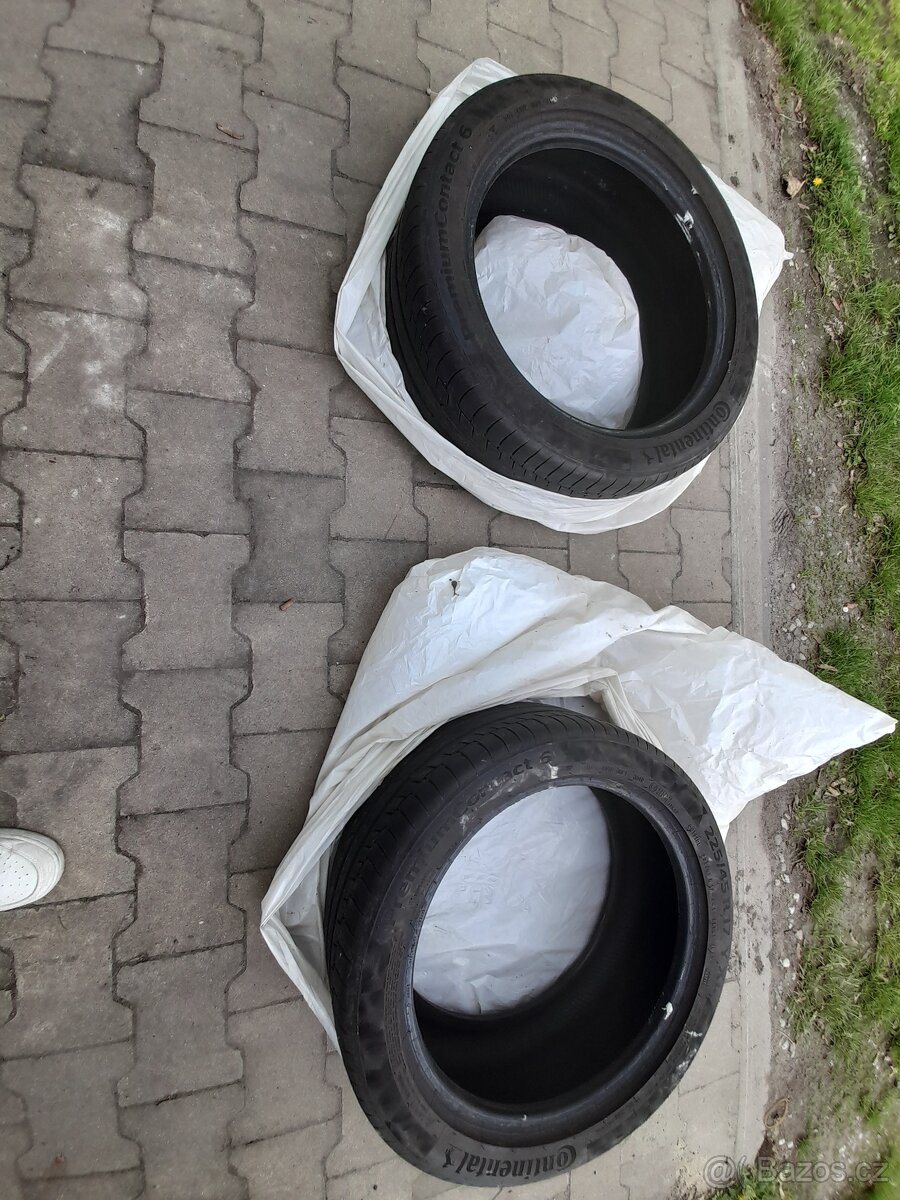 225/45/17 LETNÍ 2 KS