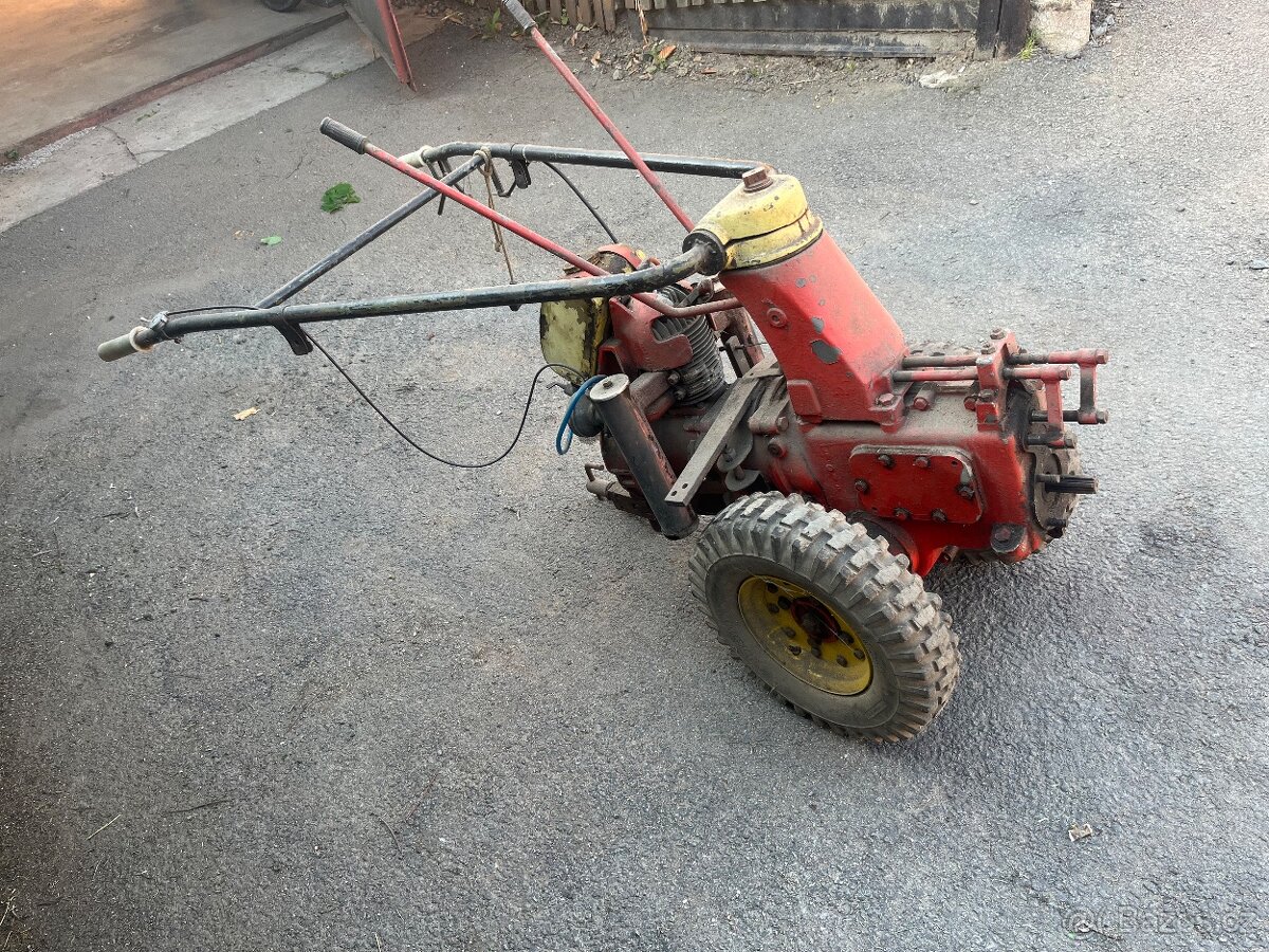 Malotraktor, lištová sekačka, traktůrek, ŽTM