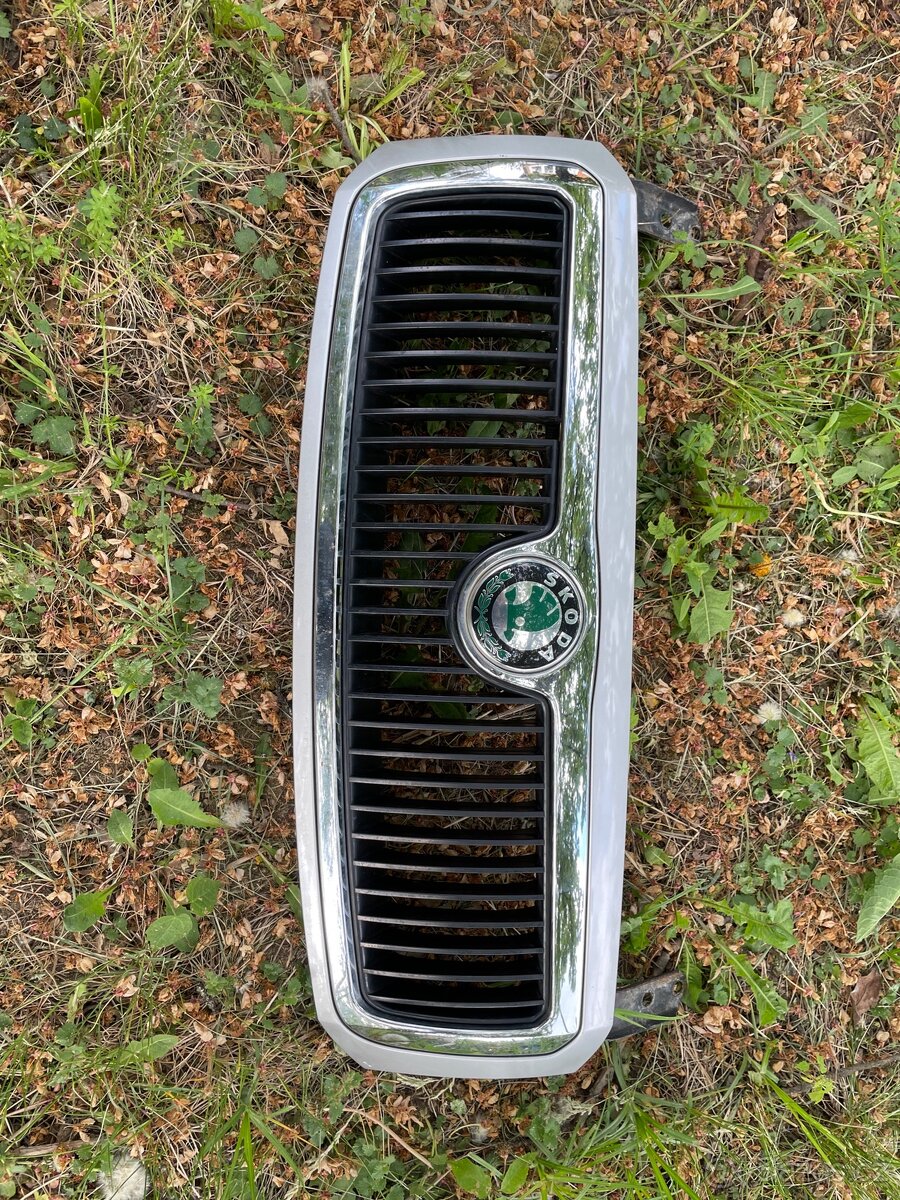 Maska Škoda Fabia 1