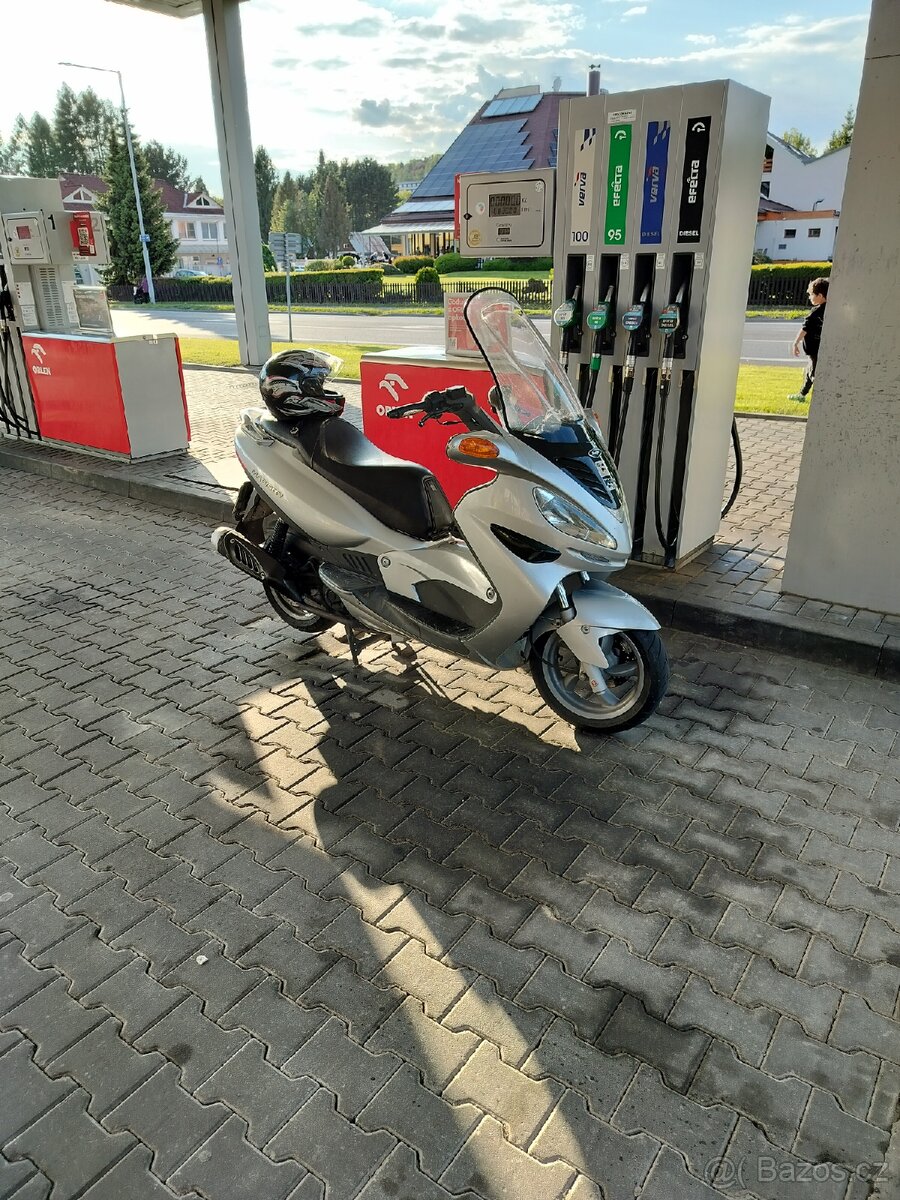 Malaguti medison 150