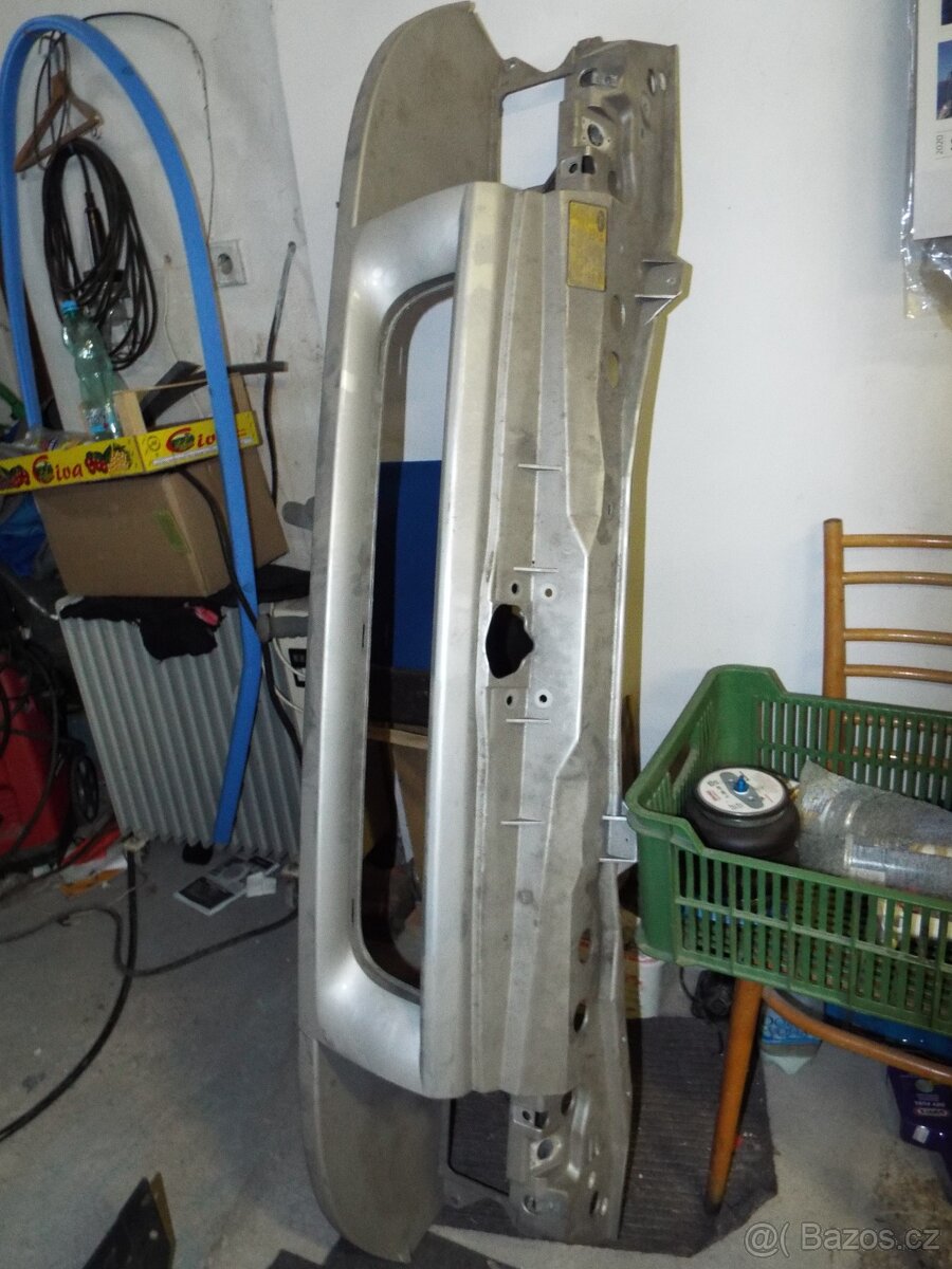 Ford Trasit 350L 2003