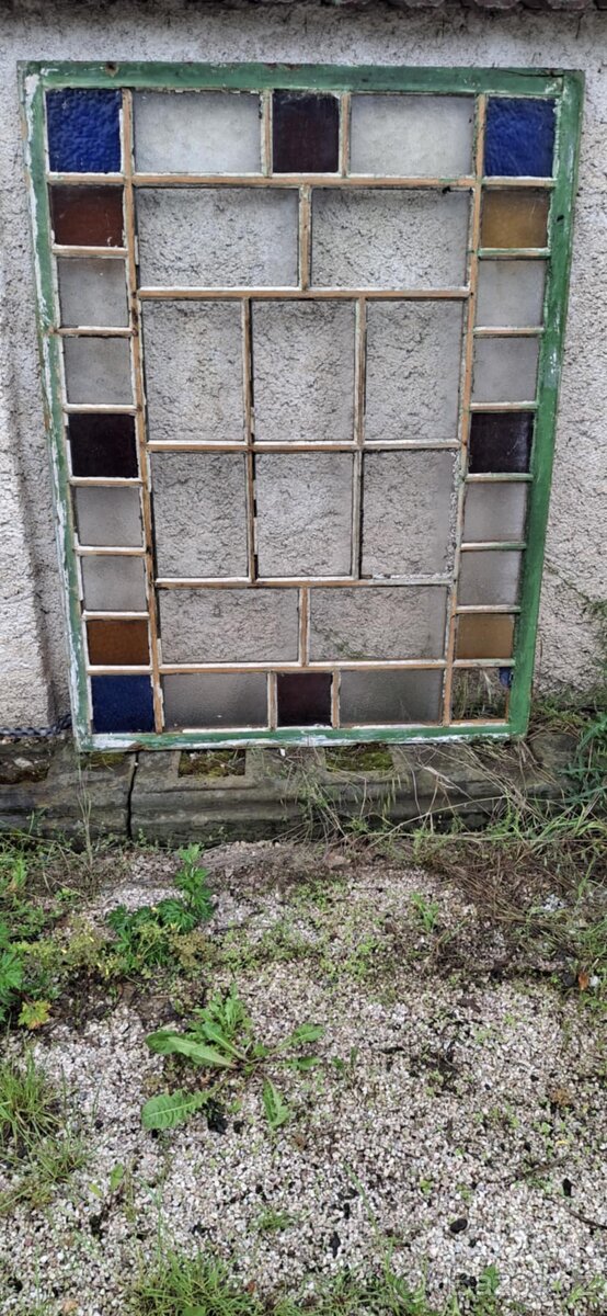 Stare vytražove okno