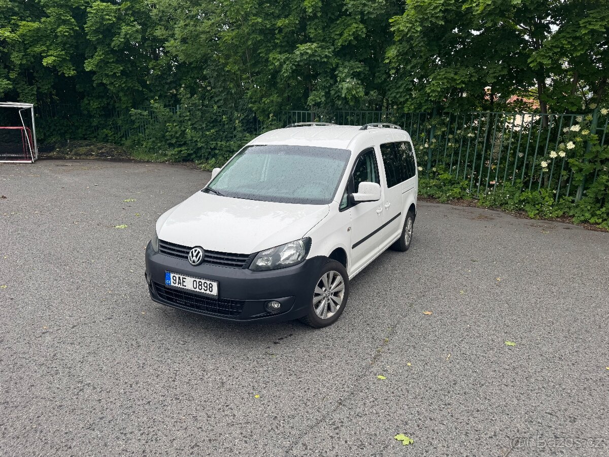 VW Caddy Maxi 2014, 7 míst, 103kw