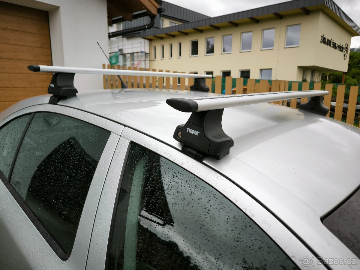 Příčníky Thule Škoda Octavia 2 sedan
