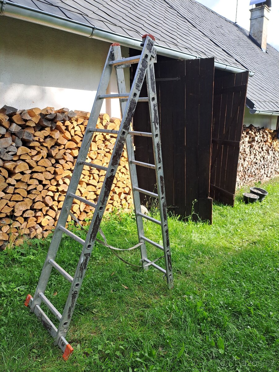 Hliníkový žebřik 2x8