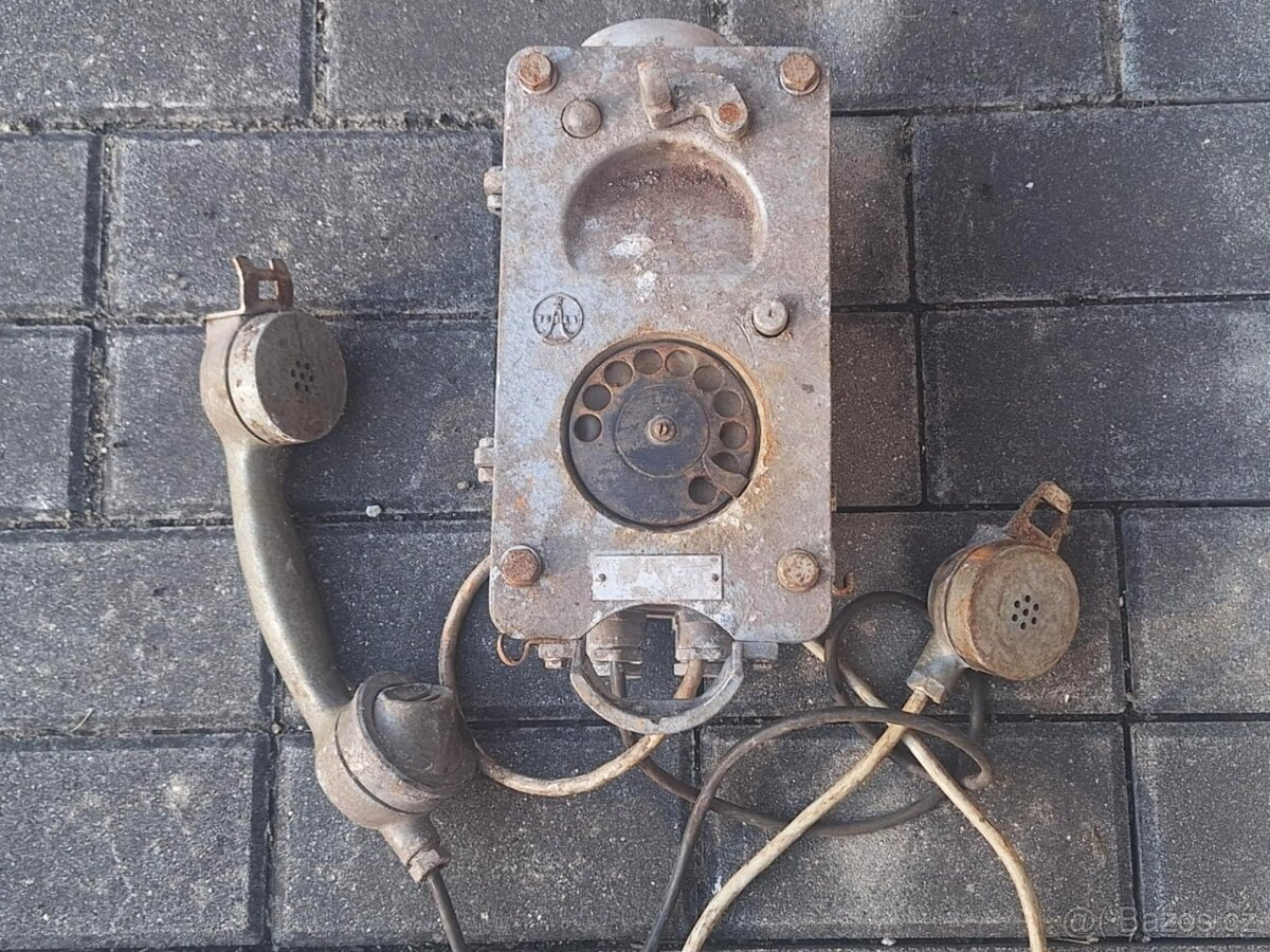 starý důlní telefon TESLA