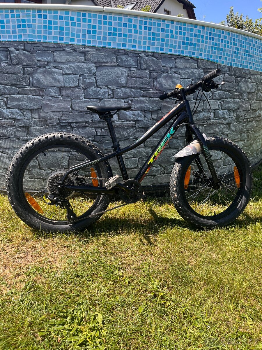 TREK ROSCOE 20 2023