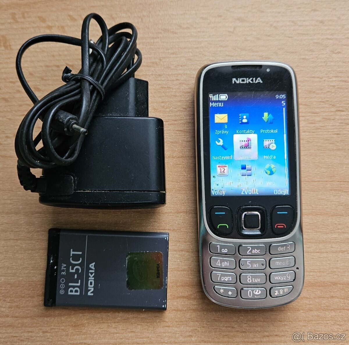 Nokia 6303c stříbrná