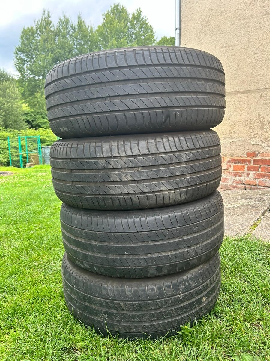 Prodám gumy Michelin