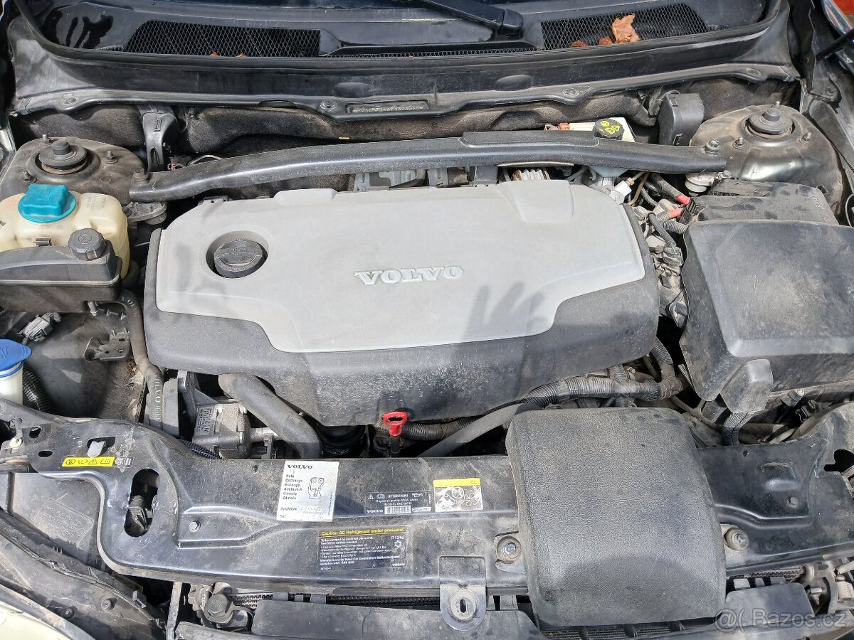 motor do Volvo XC90 2.4D 136kw D5244T