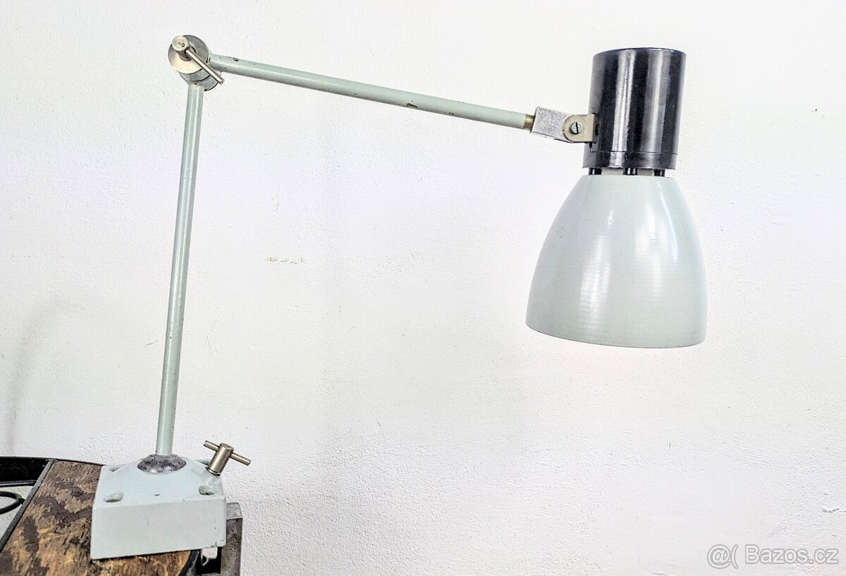 Industriální kloubová lampa Elektrosvit