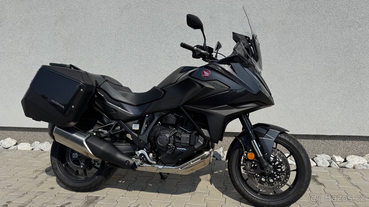 Zbavujeme se naší předváděcí motorky Honda NT1100 DCT