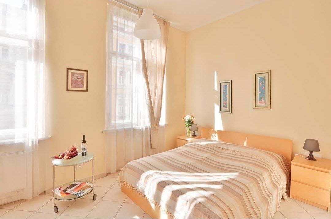 Pronájem světlého a útulného bytu 2+kk (45 m²) – Tyršova 9,
