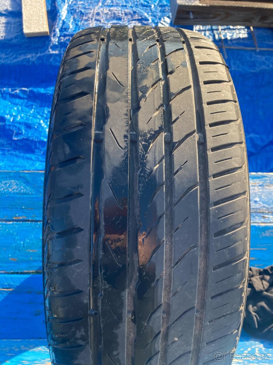 Uniroyal The rain tyre 205/50 R15 86V 8mm