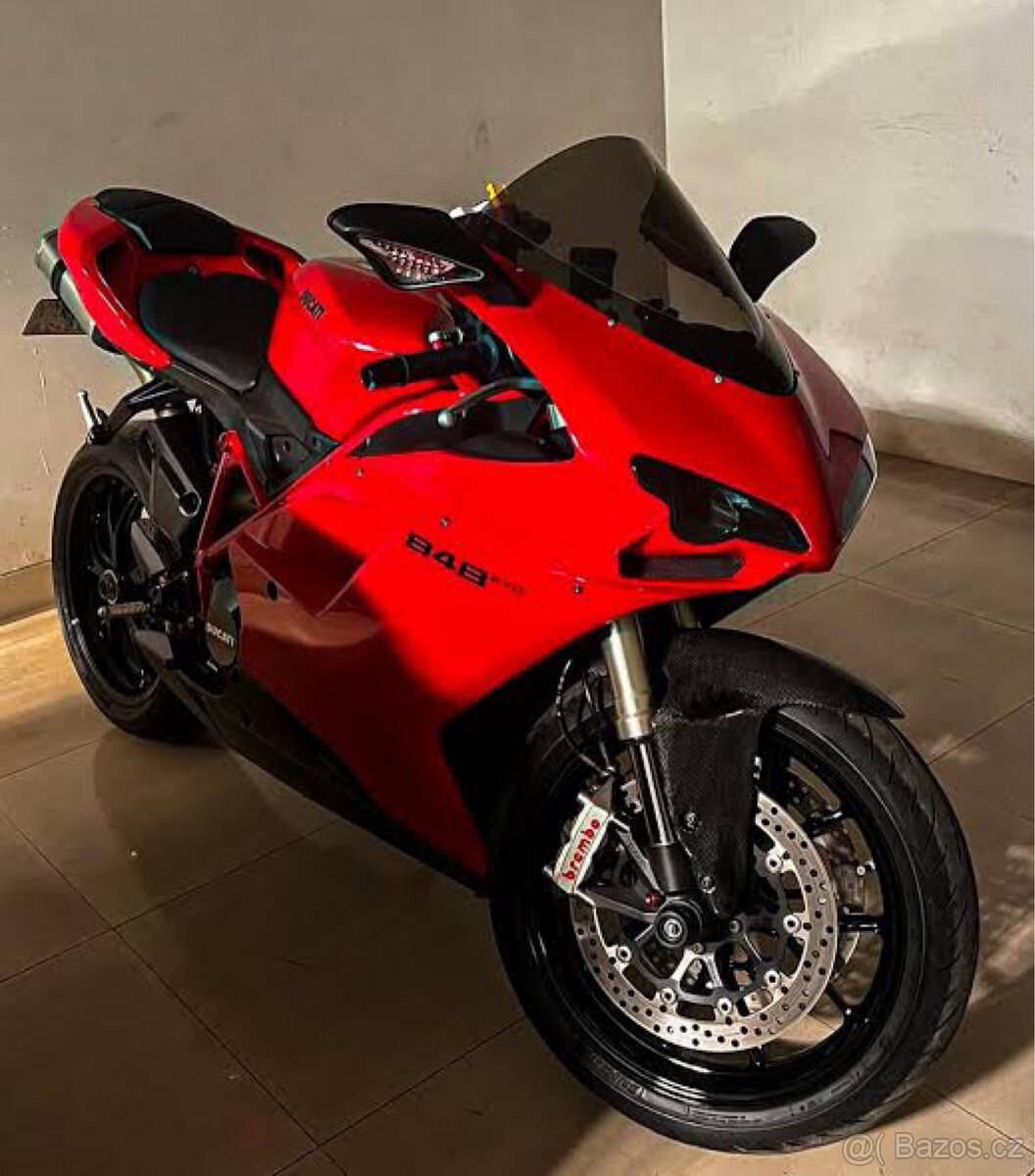 Koupím Ducati 848/848 EVO