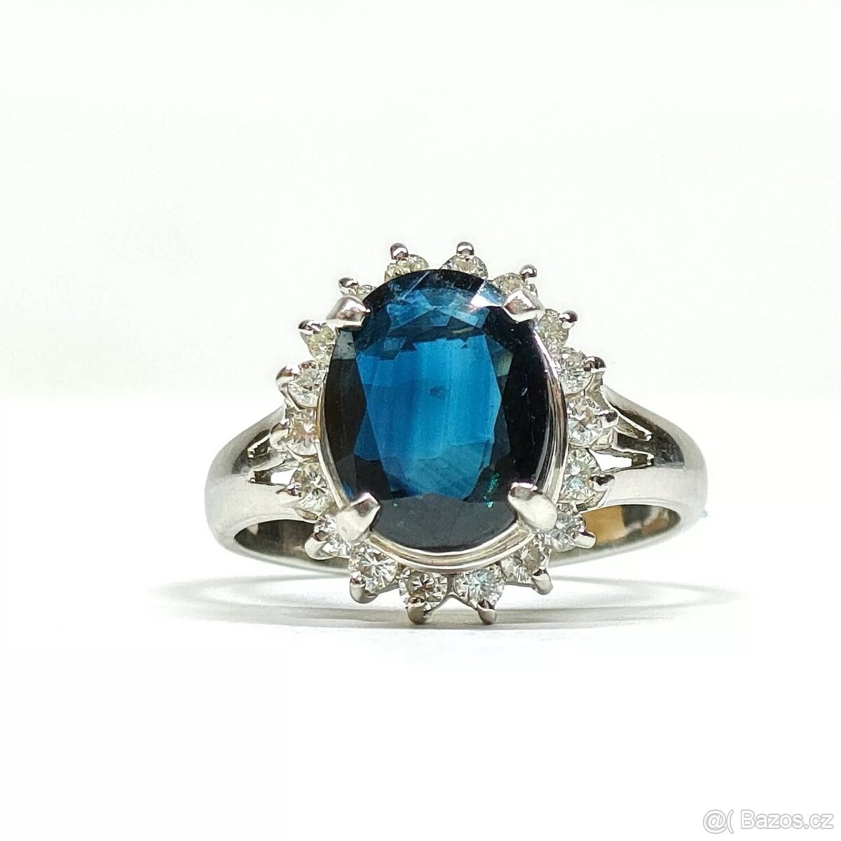 LUXUSNÍ  PLATINOVÝ DIAMANTOVÝ PRSTEN SE SAFÍREM