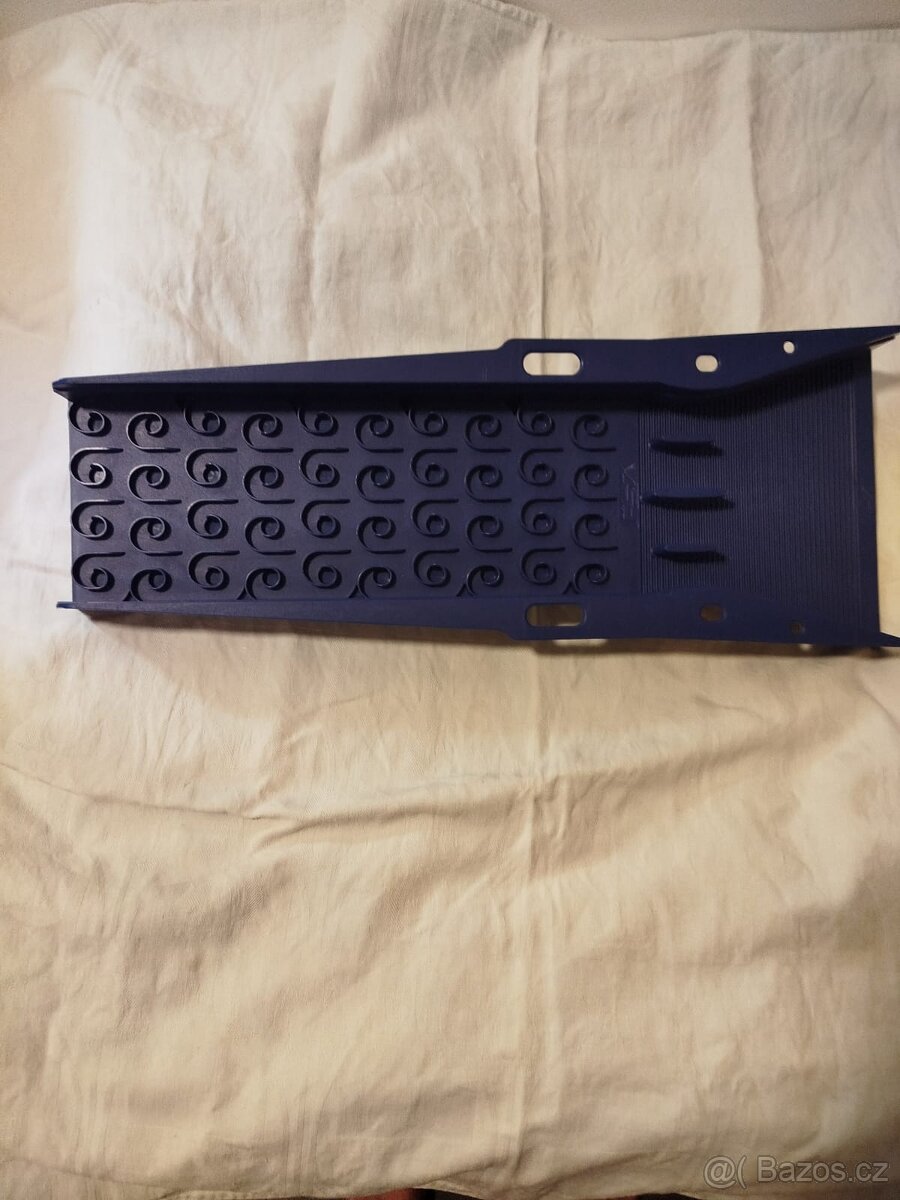 Detektor kovu Minelab