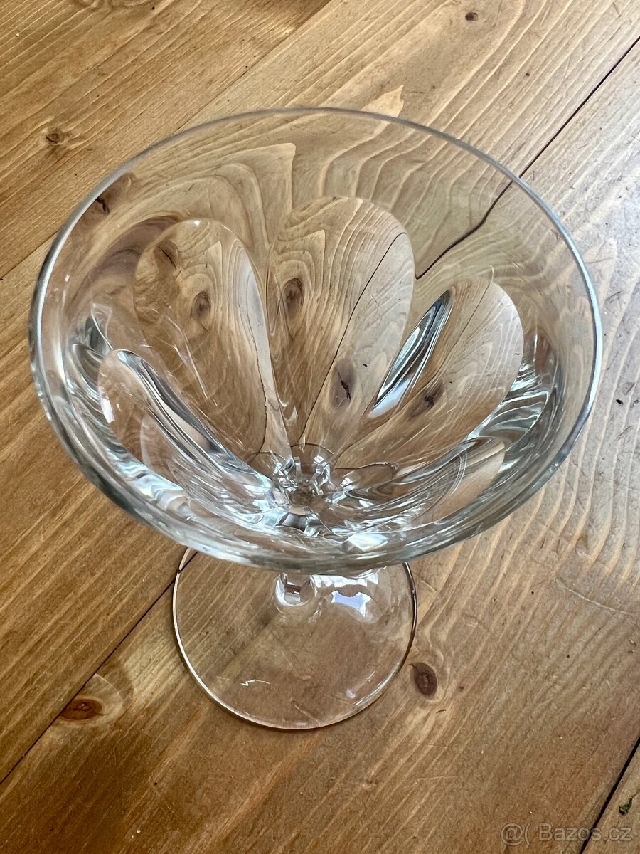 Prodám Moser sklenici na víno Lady Hamilton, značeno